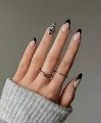 Black-French-Tip-Nails-5.jpg