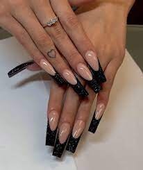 Black-French-Tip-Nails-5 (1)