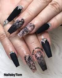 Black-Nails-2