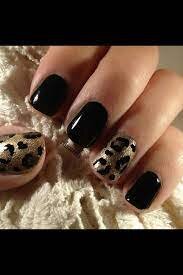 Black-Nails-with-Hot-Animal-Print-6 (1)