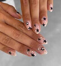 Black-Stars-Nail-Design-5