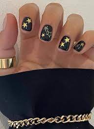 Black-Stars-Nail-Design-7