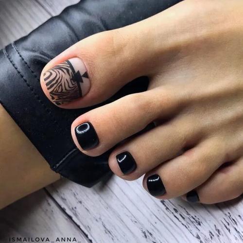 Black-Toe-Nail-Colors-1