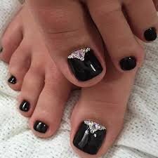 Black-Toe-Nail-Colors-7