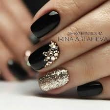 Black-Wedding-Nail-Idea-7