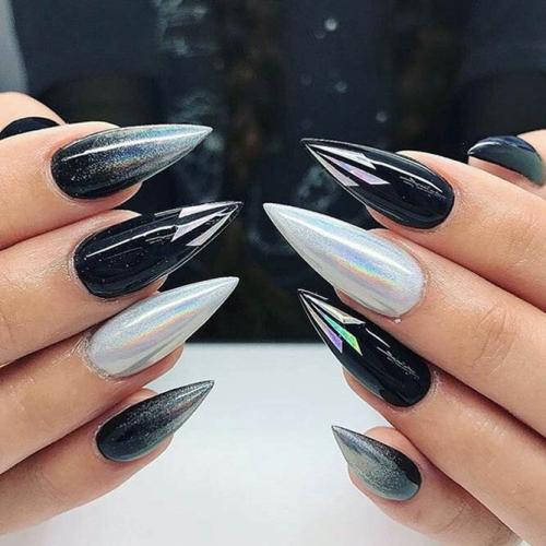Black-and-Holo-Stiletto-Nails-2