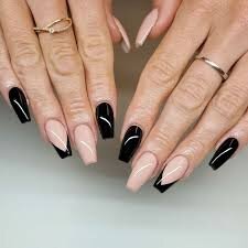 Black-and-Nude-Nail-Design-Ideas-9