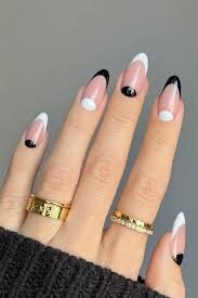 Black-and-White-French-Tip-Nails-8