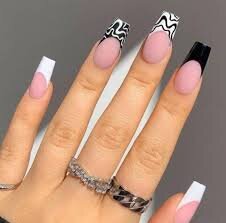 Black-and-White-Long-Nails-10