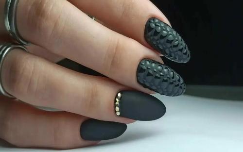 Black-nail-designs-1