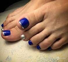 Blue-Matte-with-Gold-Glitter-Toes-7