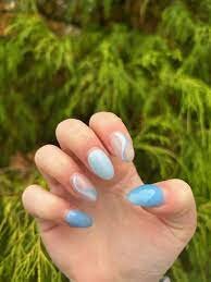 Blue-Shades-For-Your-Almond-Shaped-Nails-6