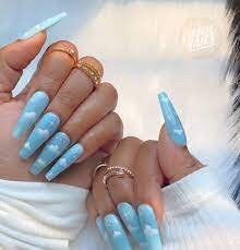 Blue-Sky-with-Clouds-Nails-2