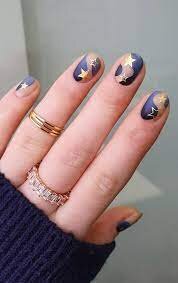 Blue-Wedding-Nails-With-Gold-Star-Detail-2