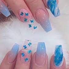 Blue-and-White-Ombre-Nails-4