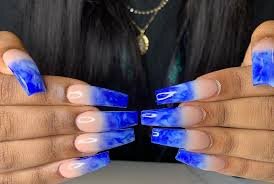 Blue-and-White-Ombre-Nails-5