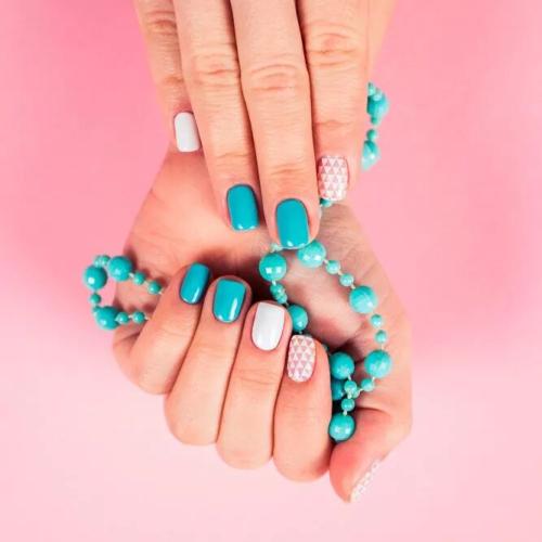 Bright-Aqua-Nails-Designs-With-Black-or-White-Accents-1