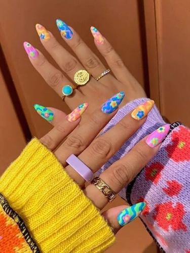 Bright-Playful-Nails-1