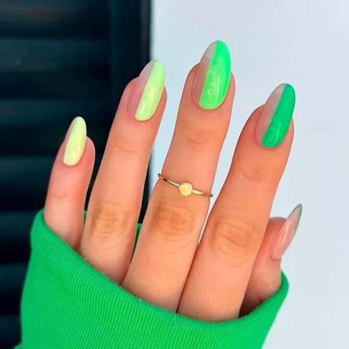 Bright-Stripes-Cute-Nail-Designs-1
