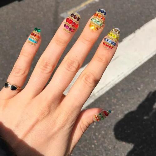 Bright-Stripes-Cute-Nail-Designs-4