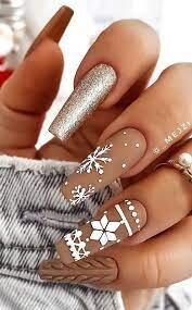 Brown-Tones-Christmas-Nails-6