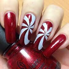 Candy-Cane-Swirl-Nails-3