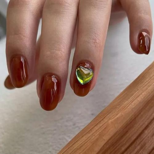 Caramel-Color-Nails-1
