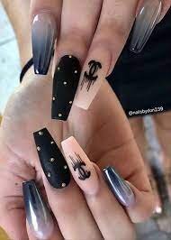 Chanel-Nails-For-Fashionable-Girls-2