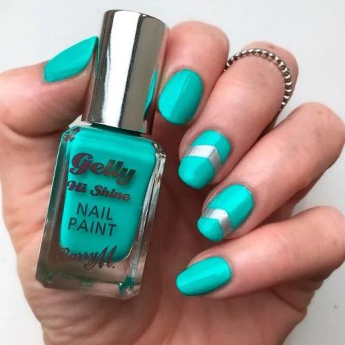 Chevron-Easter-Nails-3