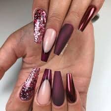 Chic-Dark-Burgundy-Nails-3
