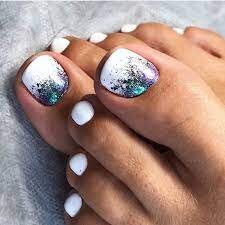 Chic-Toe-Nails-In-Pure-White-Color-4