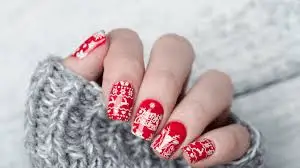 Christmas-Holiday-Nails-Art-Ideas-10