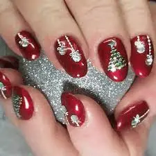 Christmas-Holiday-Nails-Art-Ideas-3