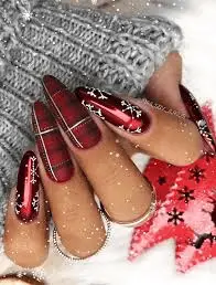 Christmas-Holiday-Nails-Art-Ideas-7