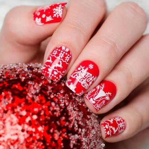 Christmas-Nail-Art-With-Deer-5