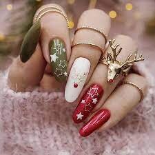 Christmas-Nail-Art-With-Deer-8