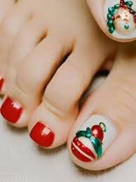 Christmas-Toe-Nails-9