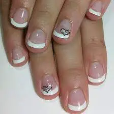 Classic-Accent-Nails-with-Lovely-French-Tips-3