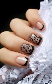 Classic-Black-Almond-Shaped-Nails-Colors-7