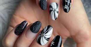 Classic-Black-Nails-With-Matte-Effect-10