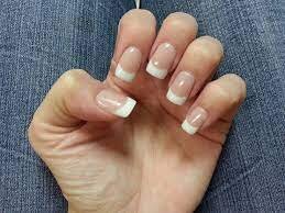 Classic-French-Nails-5 (1)