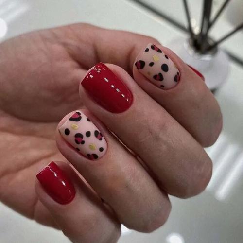 Classic-Red-Summer-Nails-1