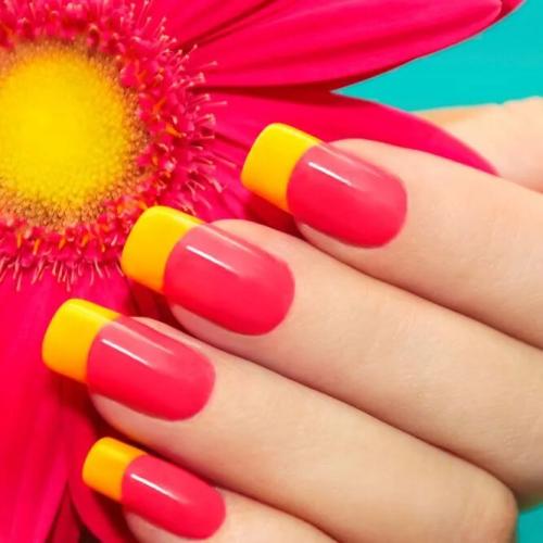 Classic-Red-Summer-Nails-5