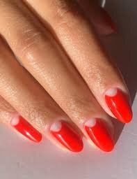 Classic-Red-Summer-Nails-9