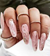 Classy-Nails-with-Elegant-Marble-3