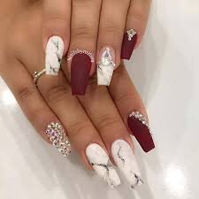 Classy-Nails-with-Elegant-Marble-8