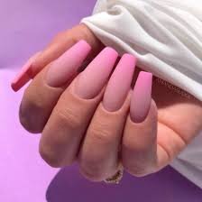 Classy-Nails-–-Pretty-In-Pink-10