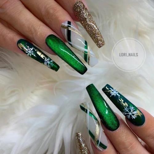 Classy-Plaid-Nails-Art-1