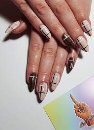 Classy-Plaid-Nails-Art-6