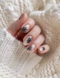 Classy-Plaid-Nails-Art-7